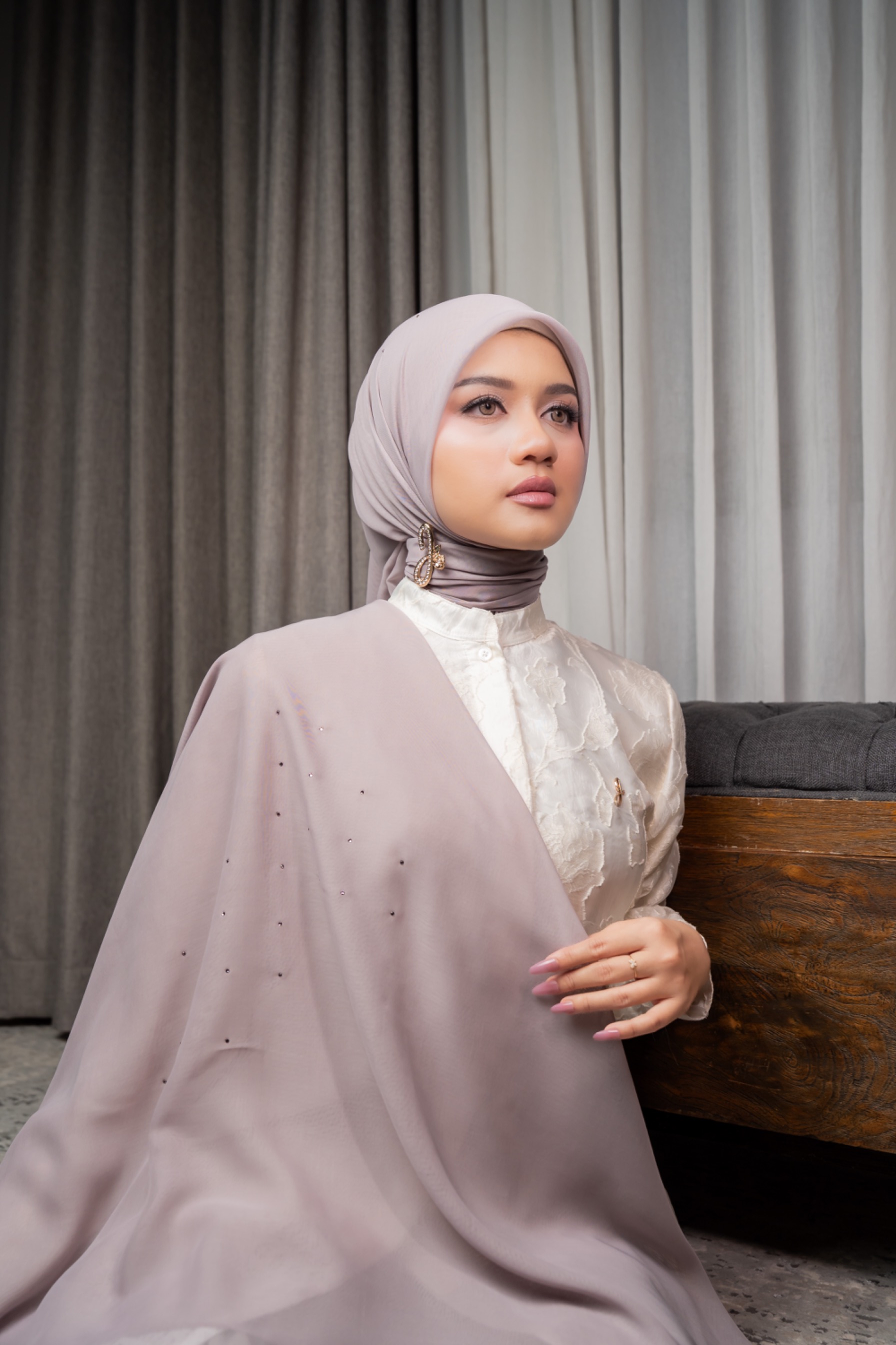 Jamila paris sephiarose lux