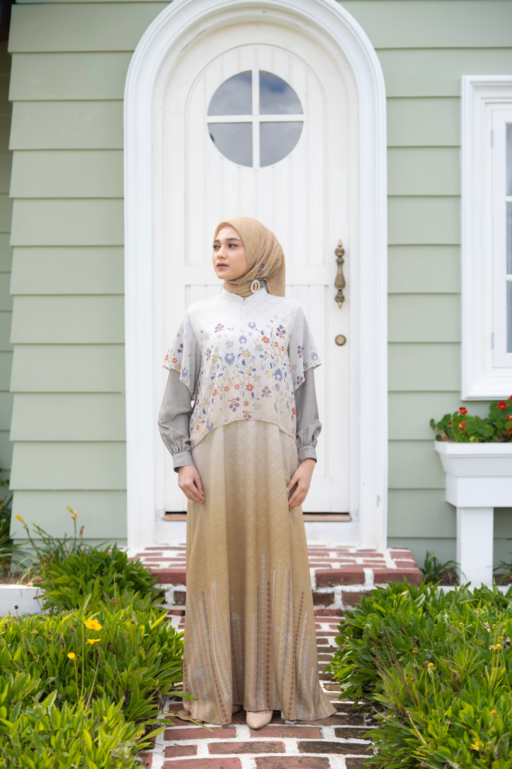 Camelia Dress Champagne