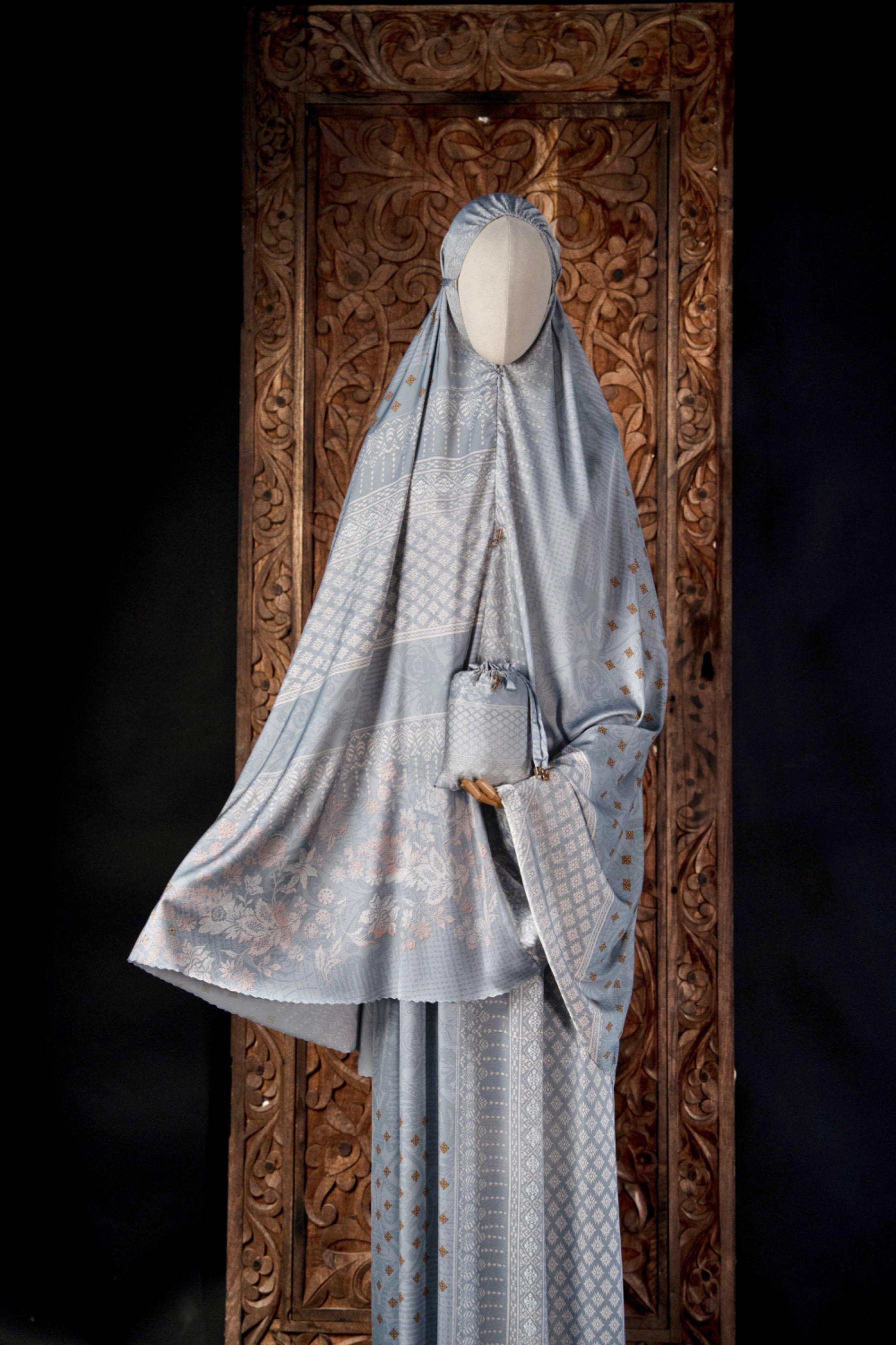 Mukena Agam Awan