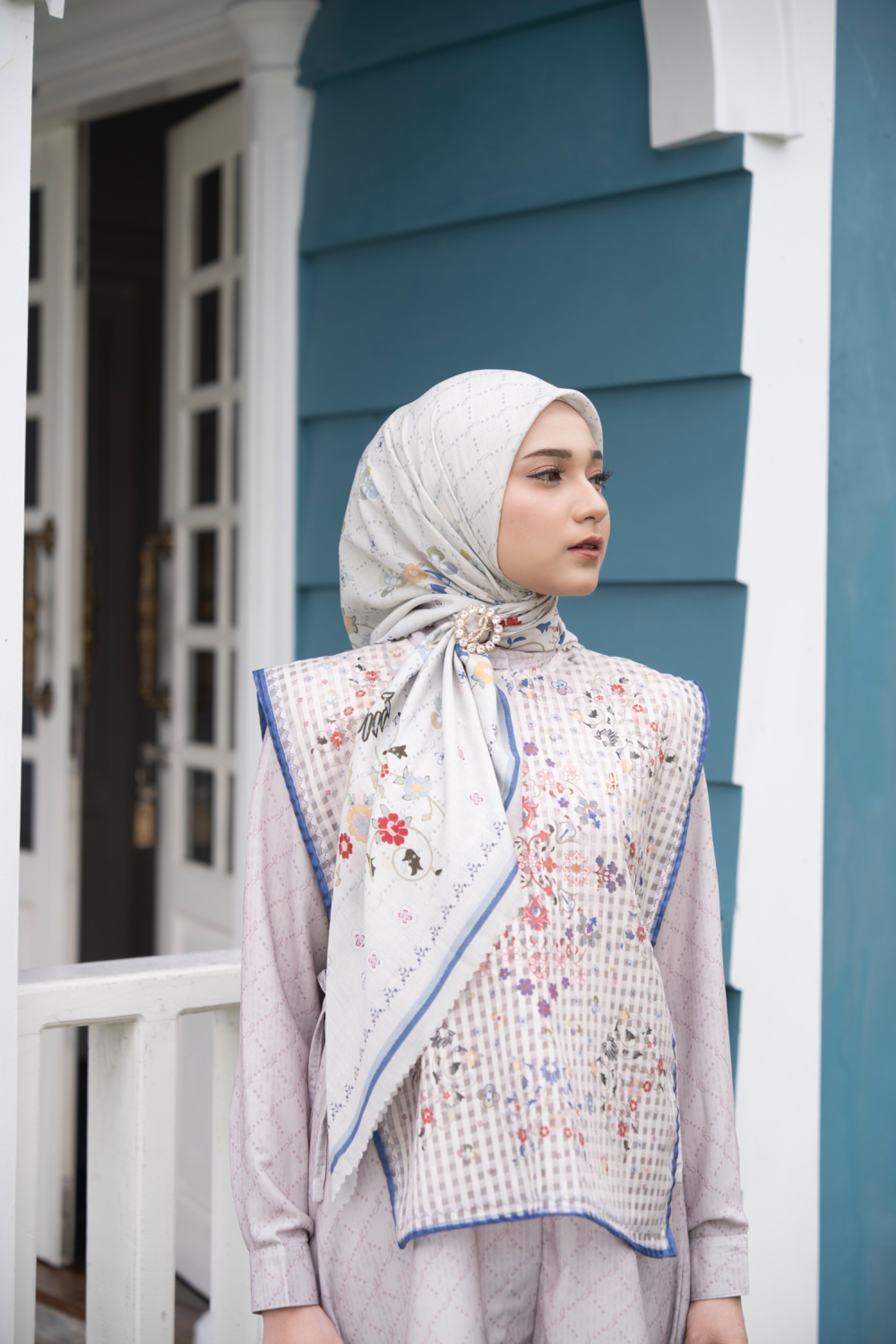 Camelia Top Ivory