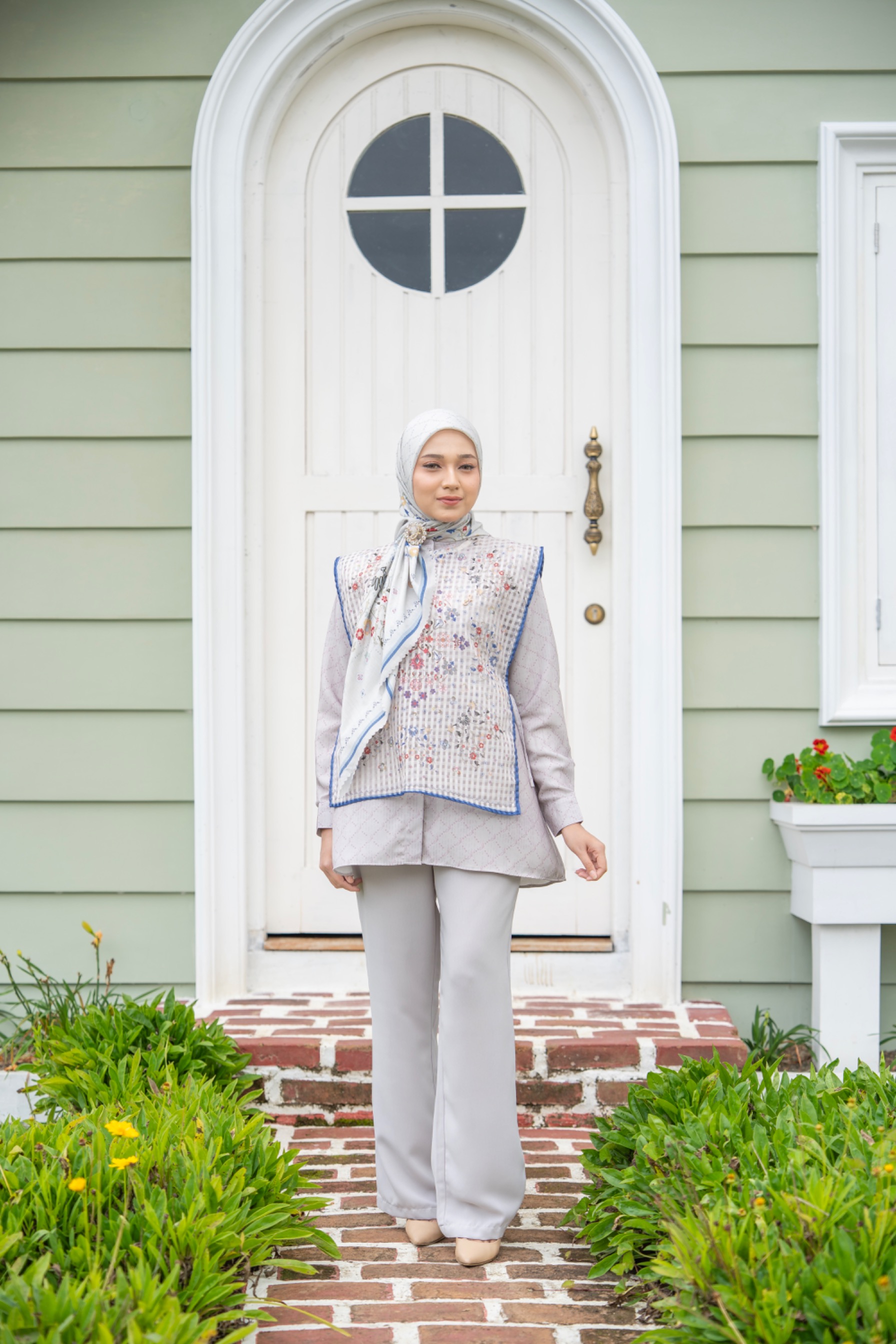 Camelia Top Ivory