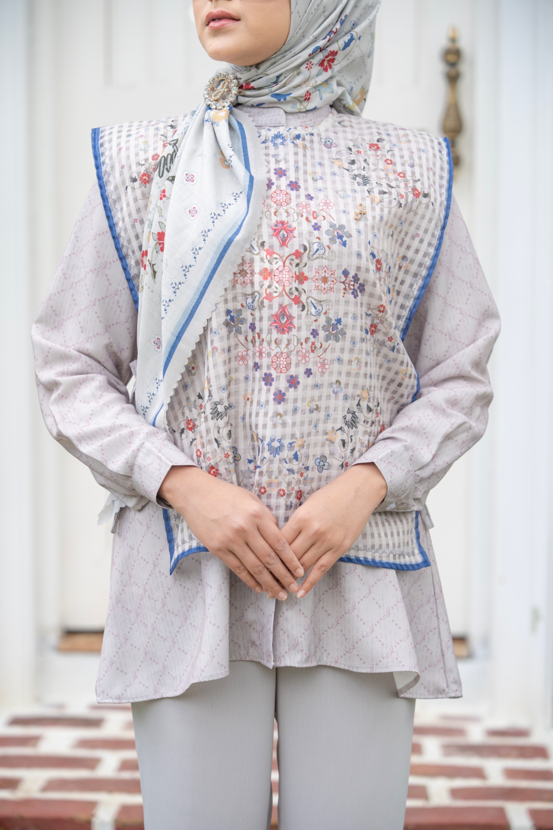 Camelia Top Ivory