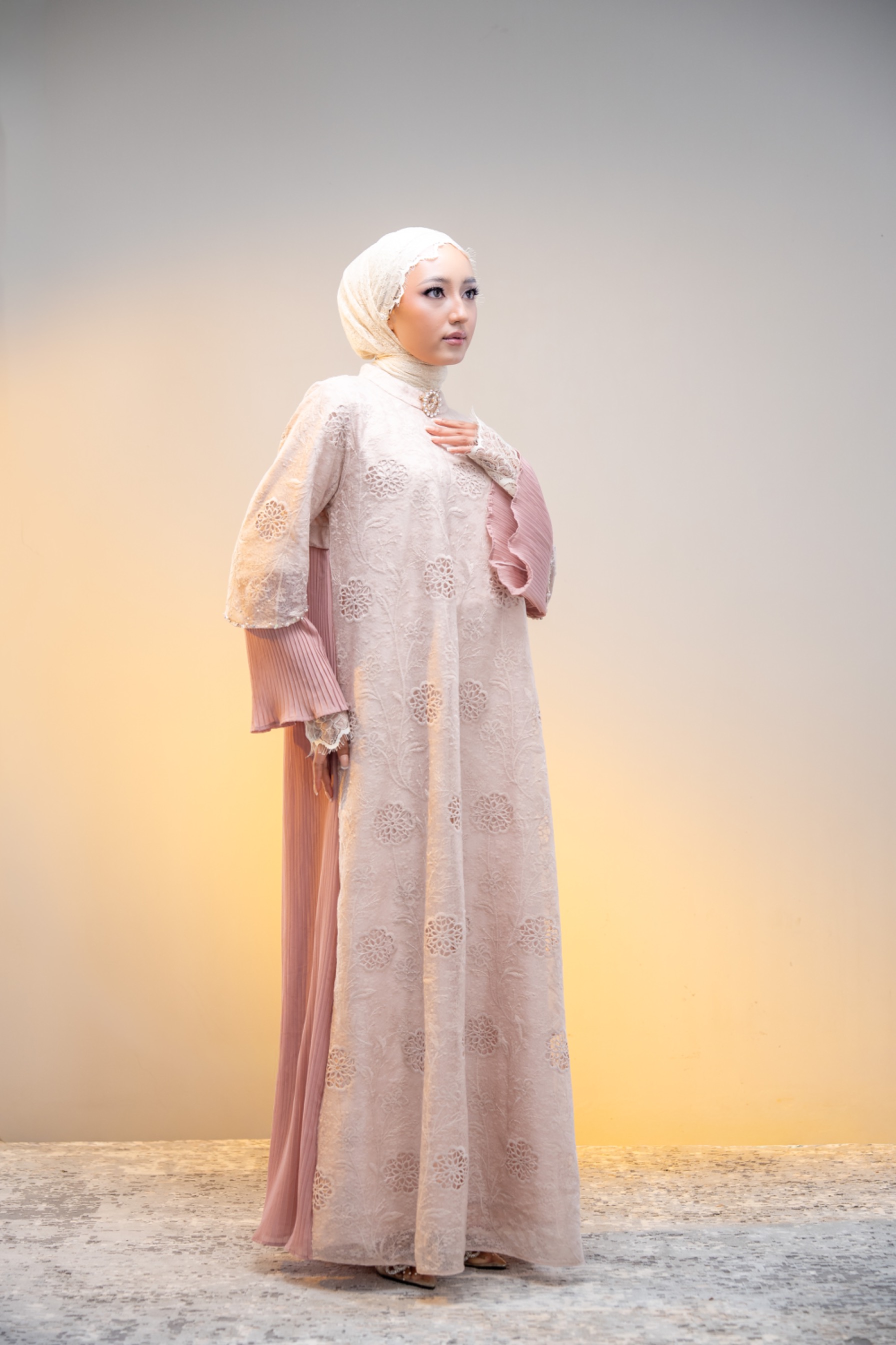 Oamra dress rose