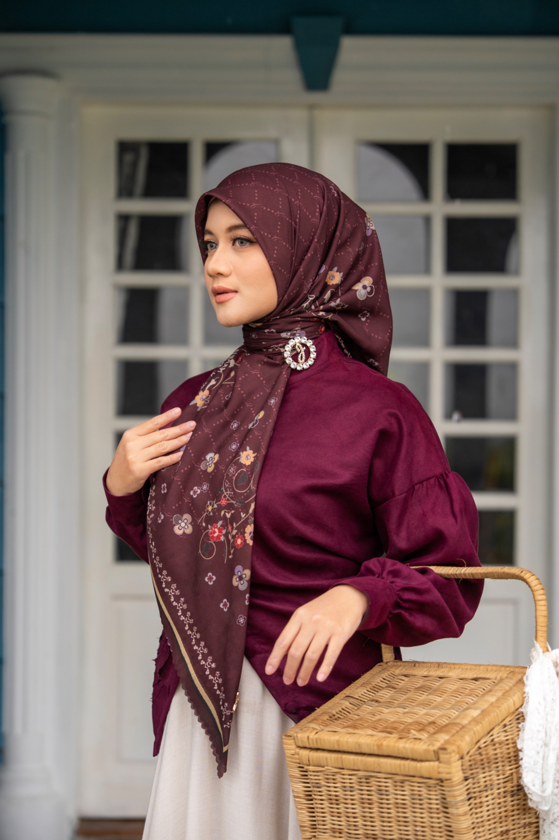 Camelia Scarf Maroon 