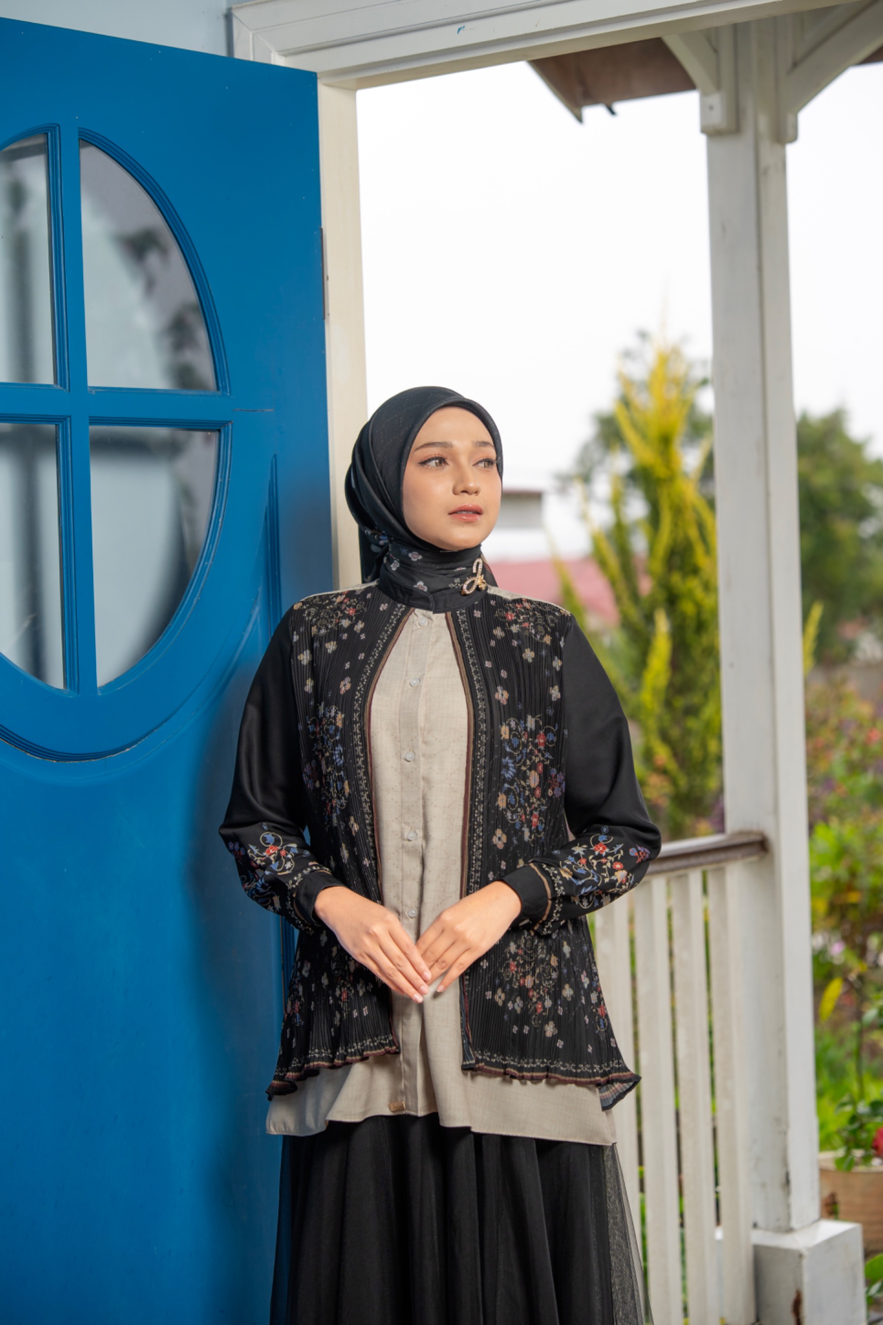 Camelia Top Charcoal