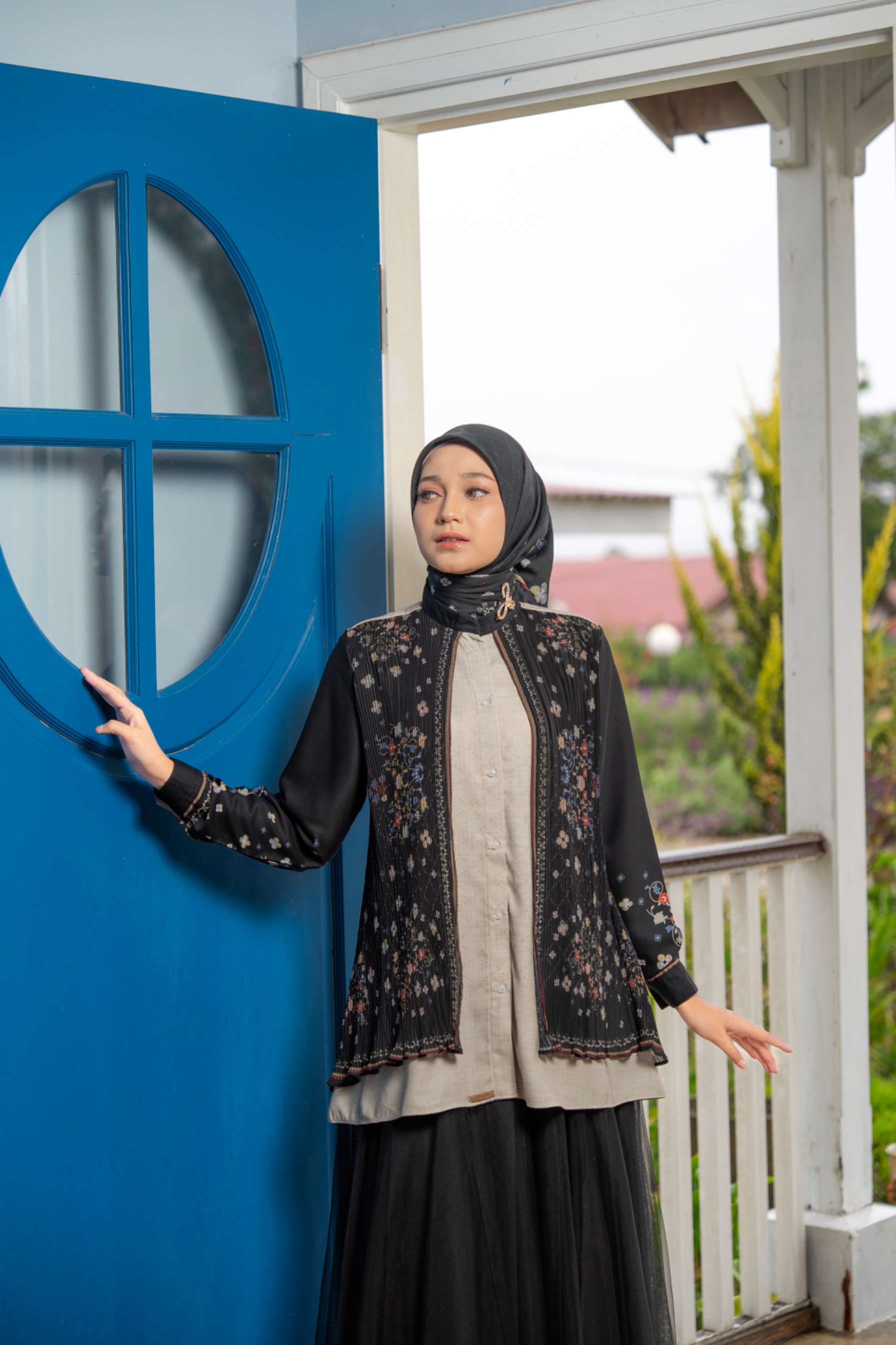 Camelia Top Charcoal