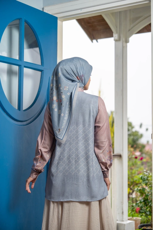 Image of Camelia Top Rose 