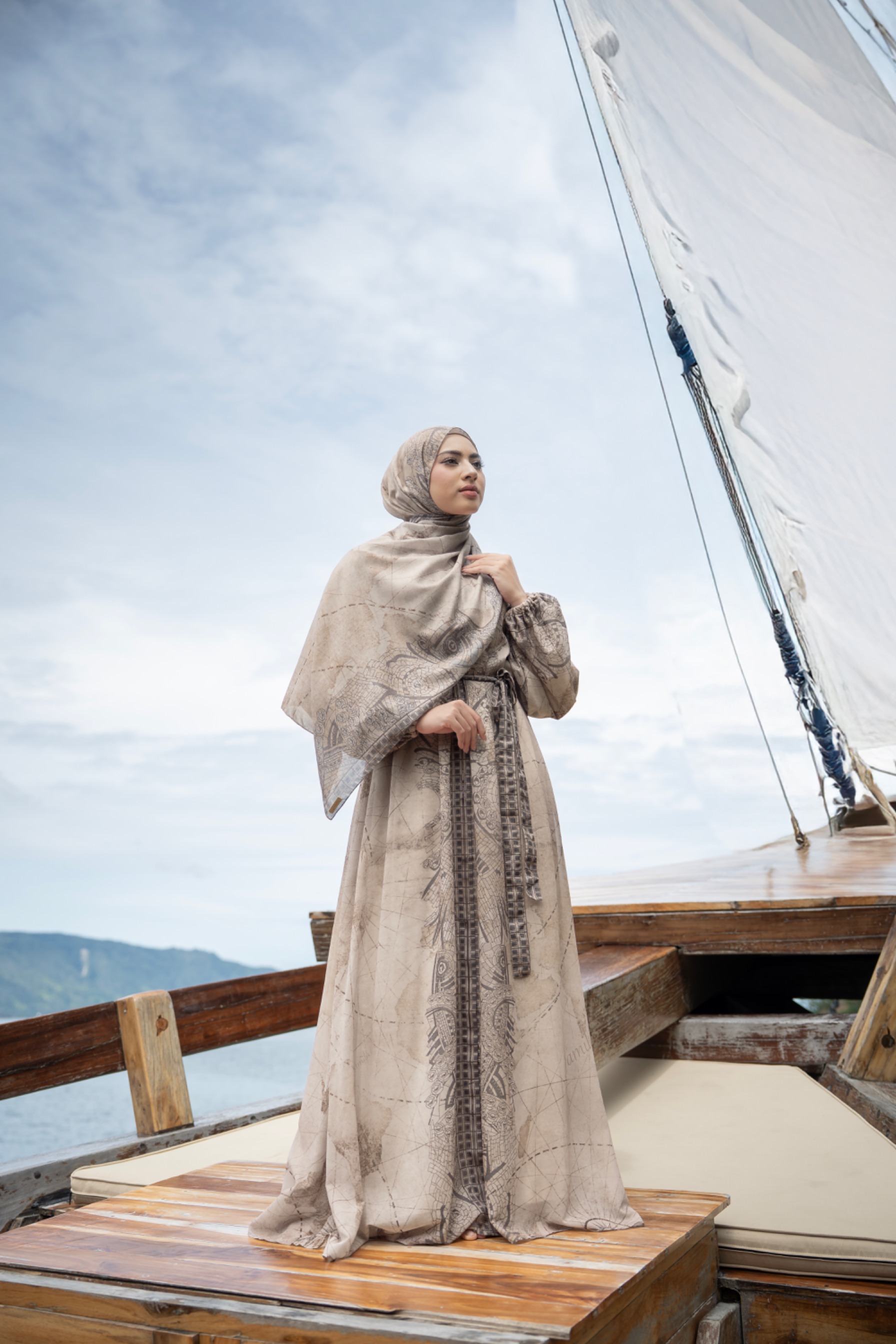 Ancient Dress Clay 