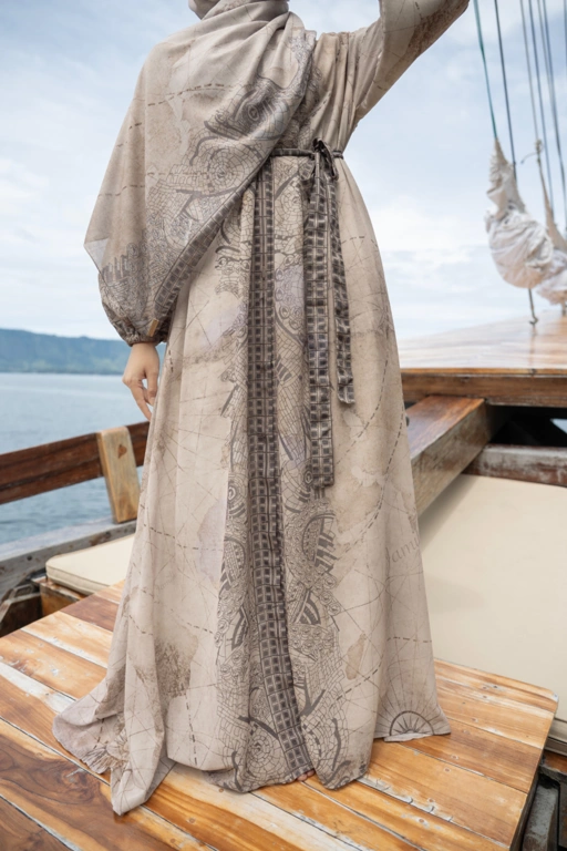 Image of Ancient Dress Clay 