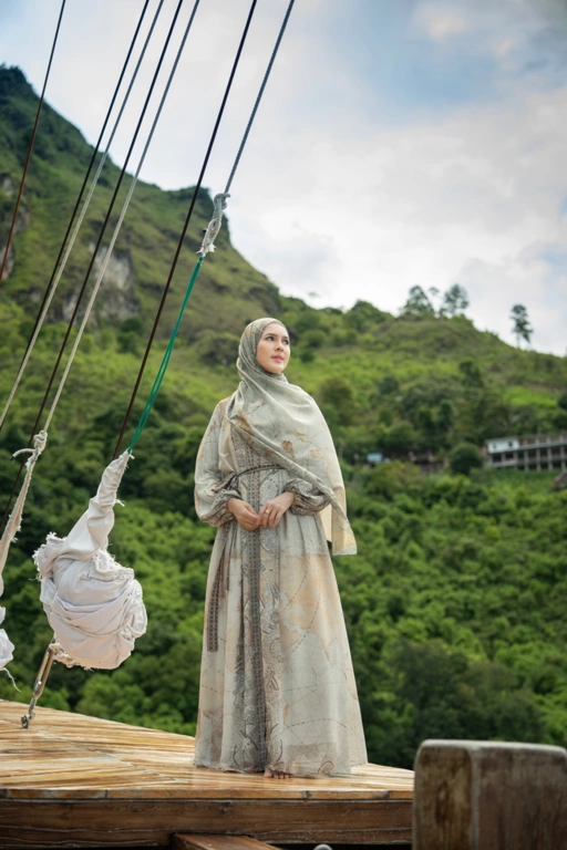 Image of Ancient Dress Mud 