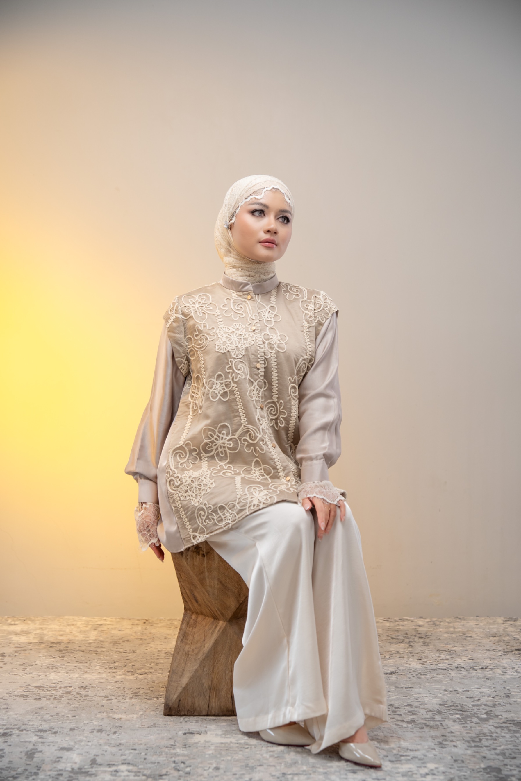 Tyrana top brownie