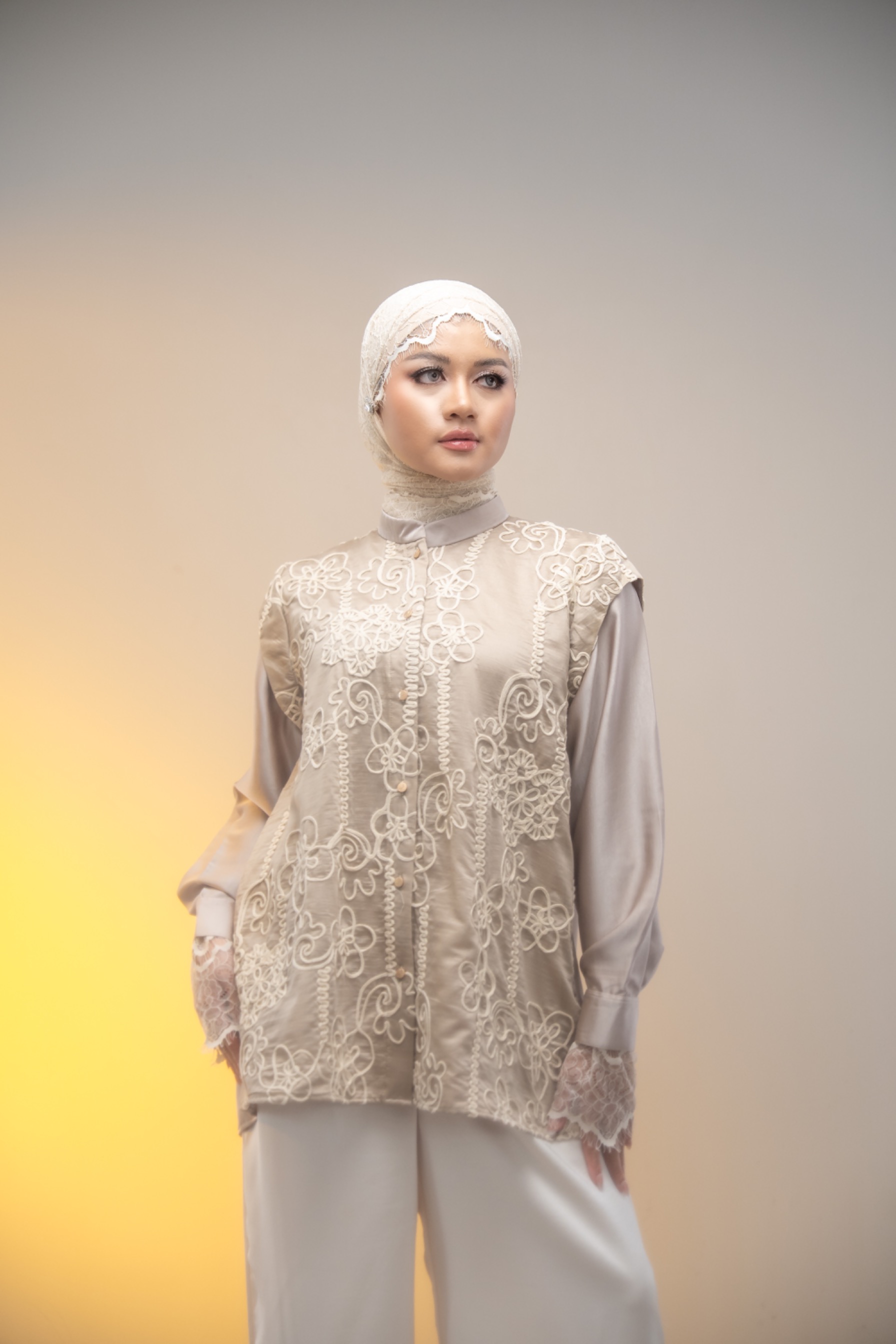 Tyrana top brownie