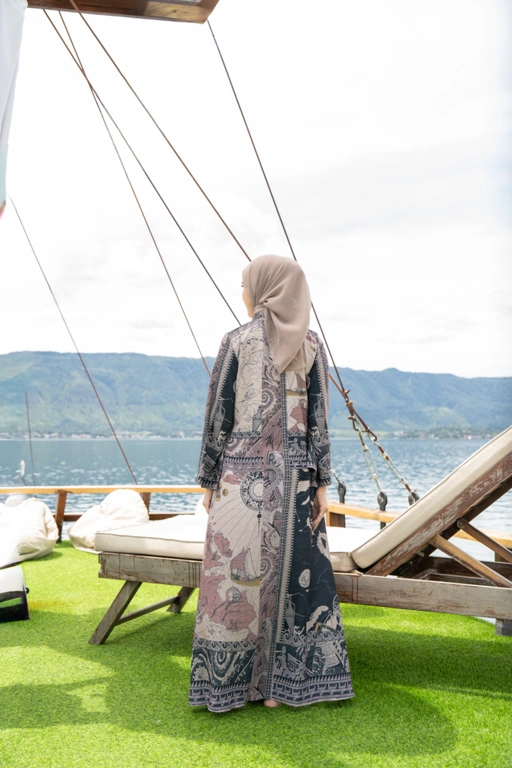 Image of Ancient Dress Rust