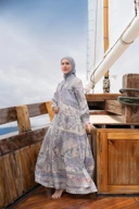 Ancient Dress Wind