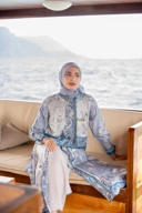 Ancient Dress Ocean