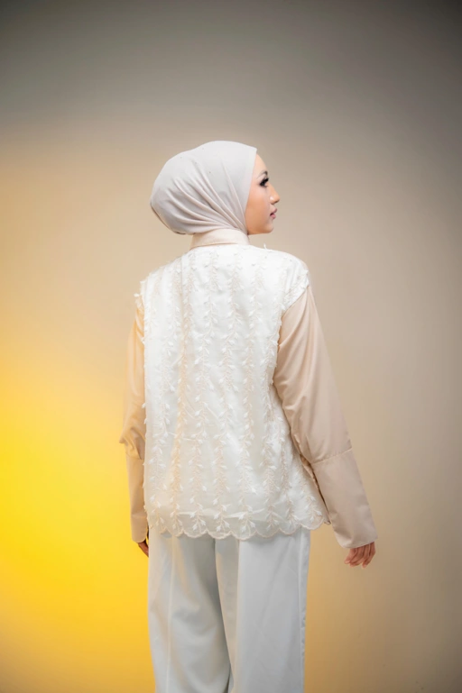 Image of Nathani Top Cream