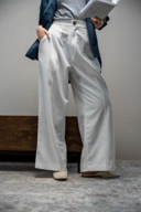 Jenie pants broken white
