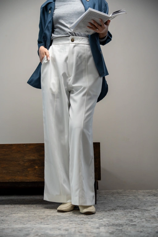 Image of Jenie pants broken white 