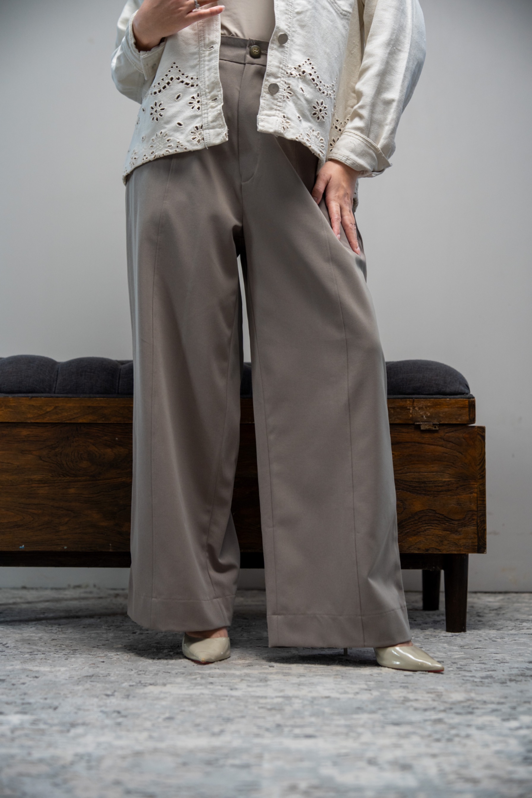 Jenie pants smoke