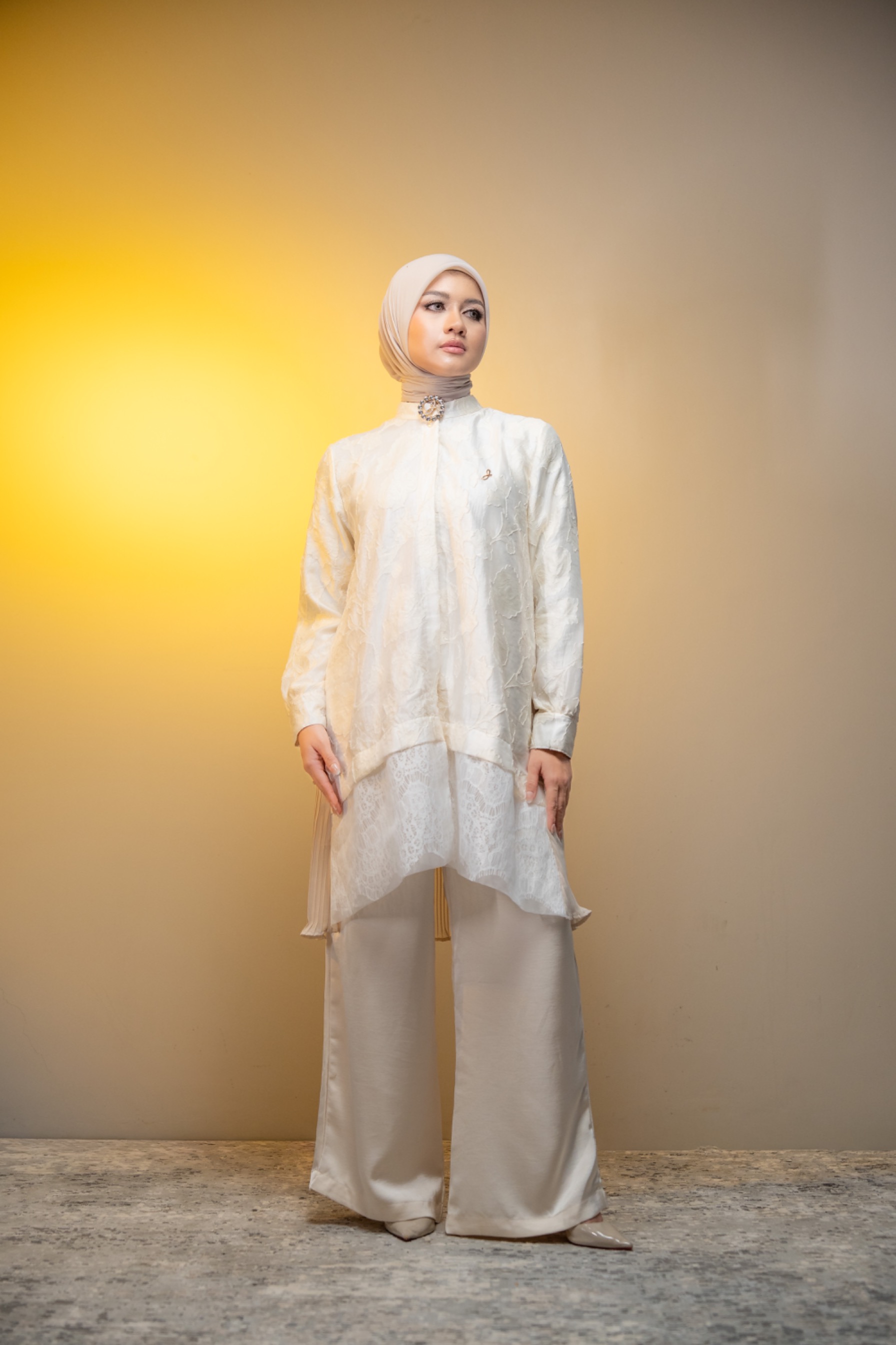 Kalmia tunic pearl 