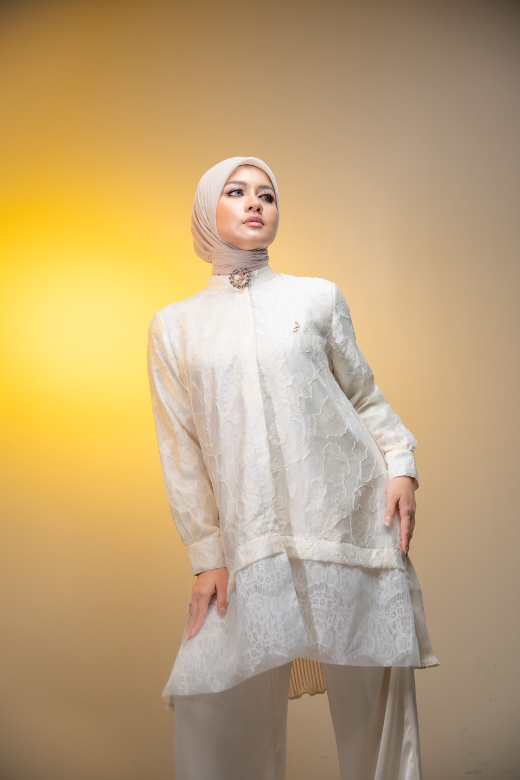 Kalmia tunic pearl 