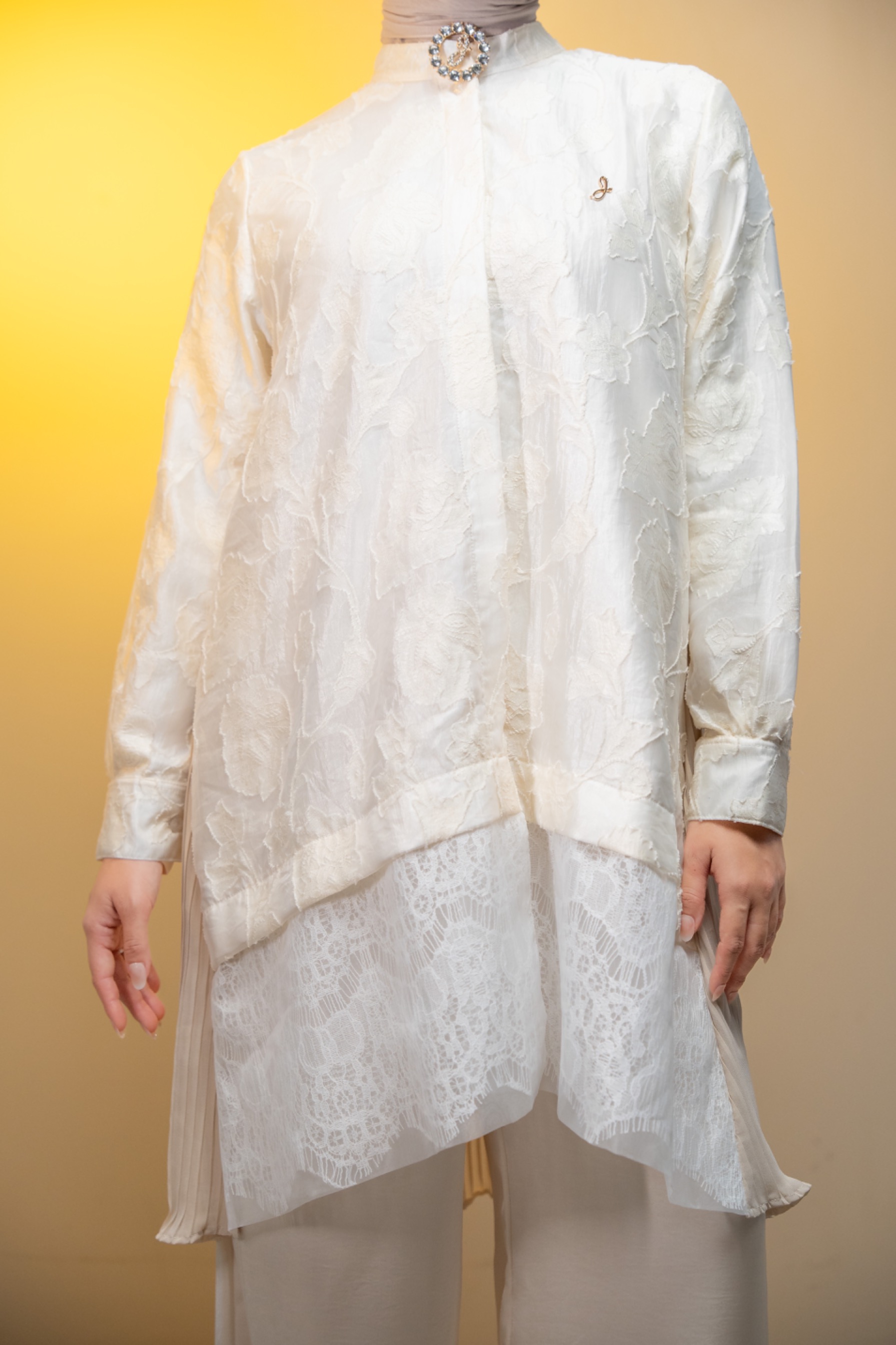 Kalmia tunic pearl 