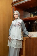 Serenity Top Ivory