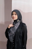 Kaynan Chantilly Black