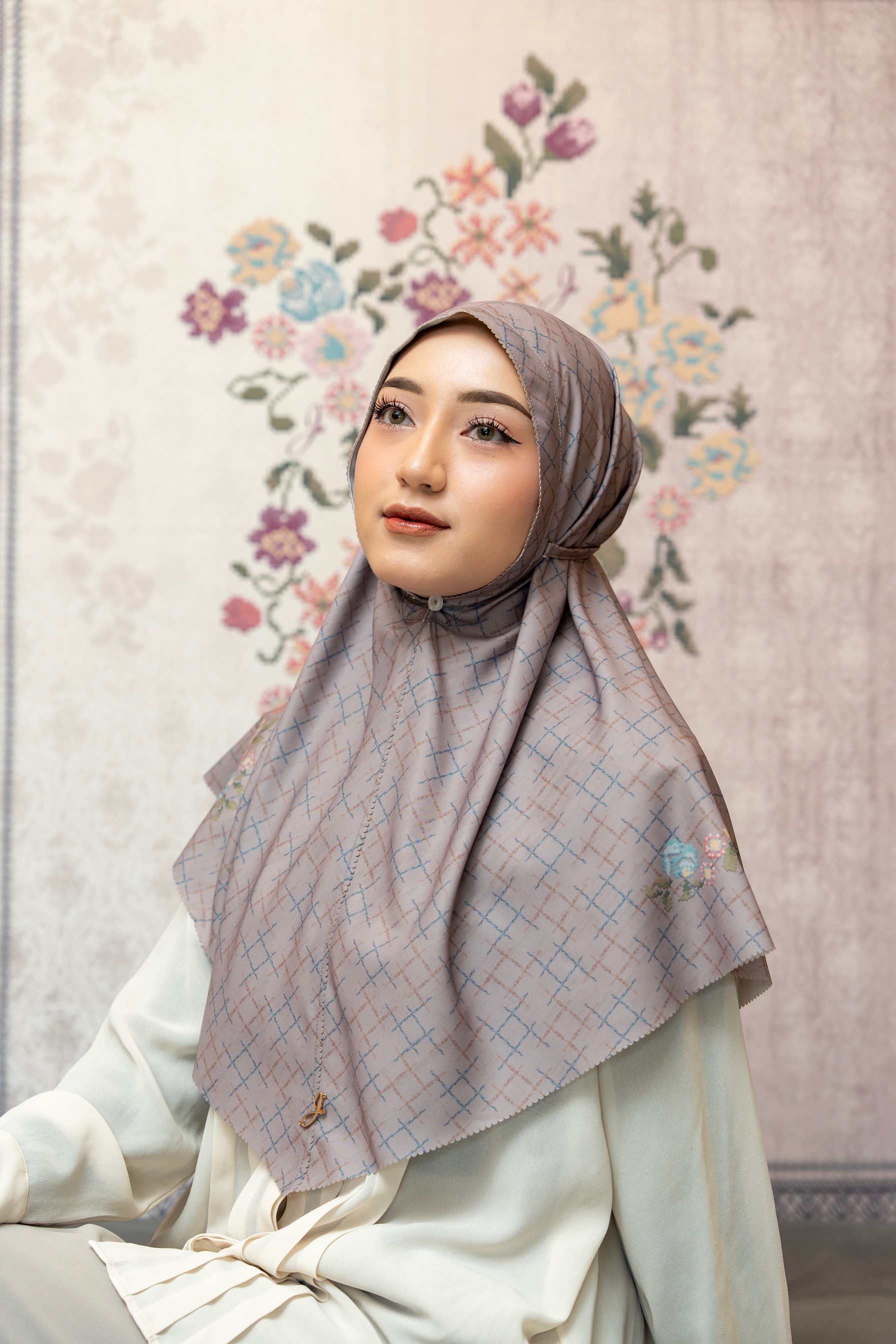 Mahligai II Bergo Brown 