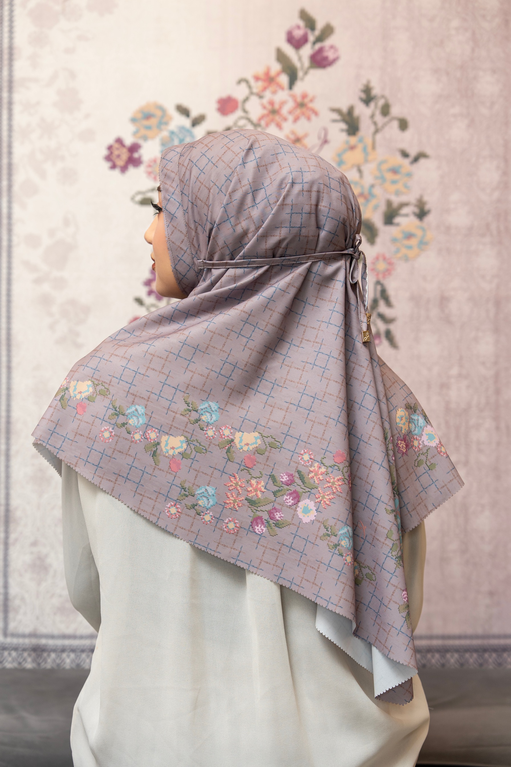 Mahligai II Bergo Brown 