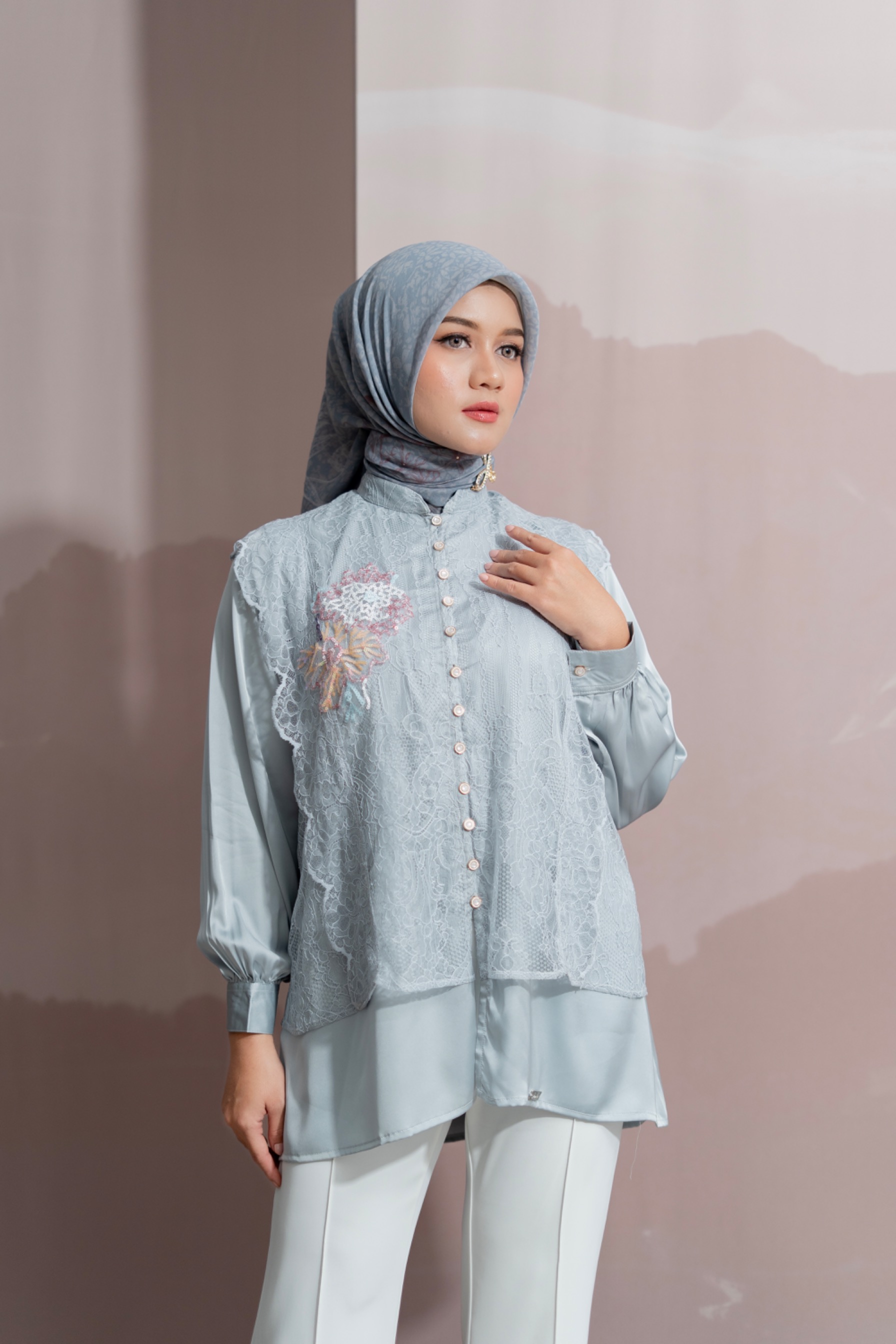 Kaynan Chantilly Blue