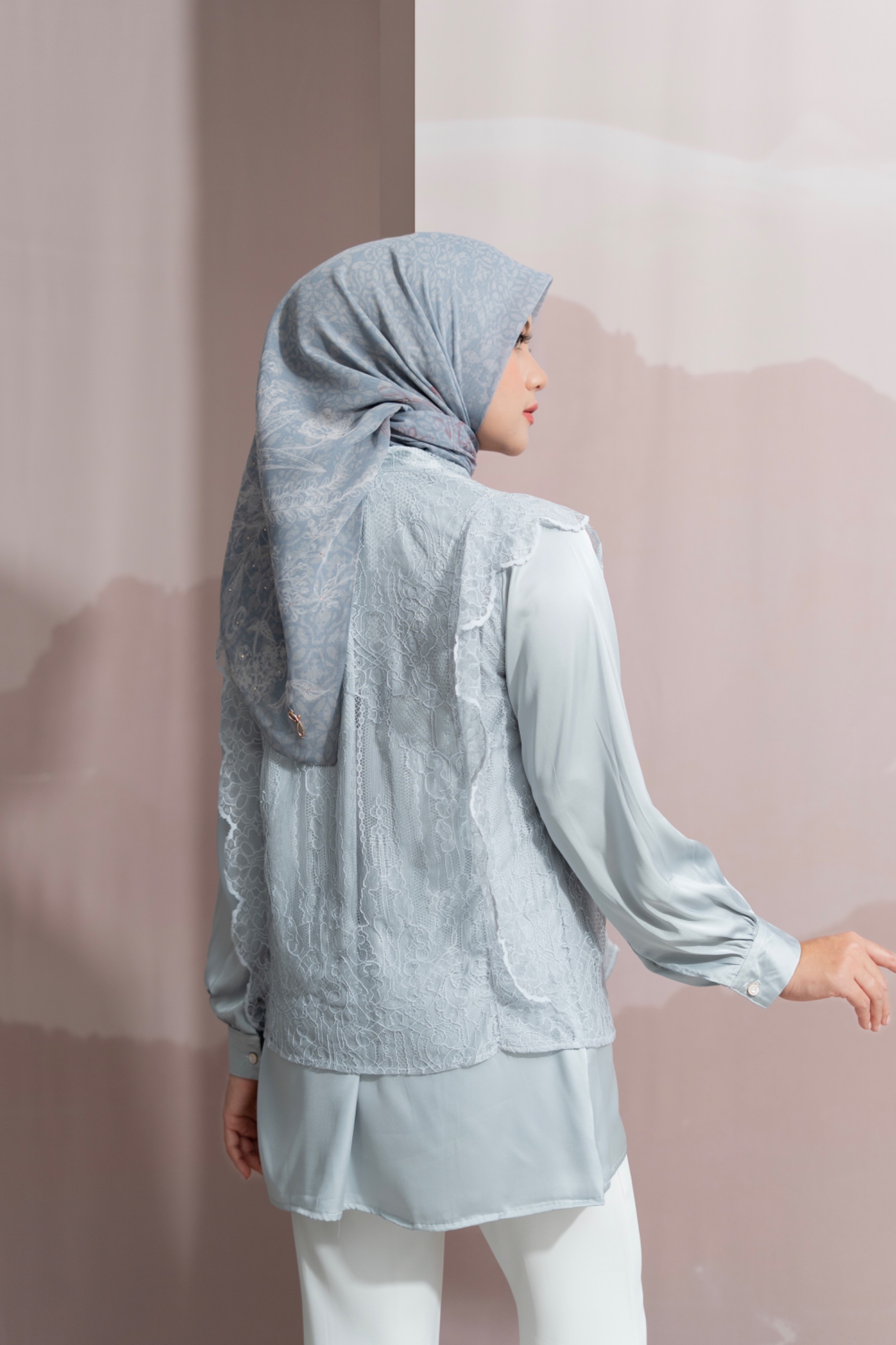 Kaynan Chantilly Blue