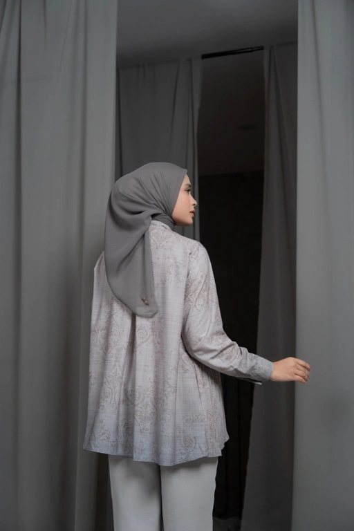 Image of Ala Top Silver 