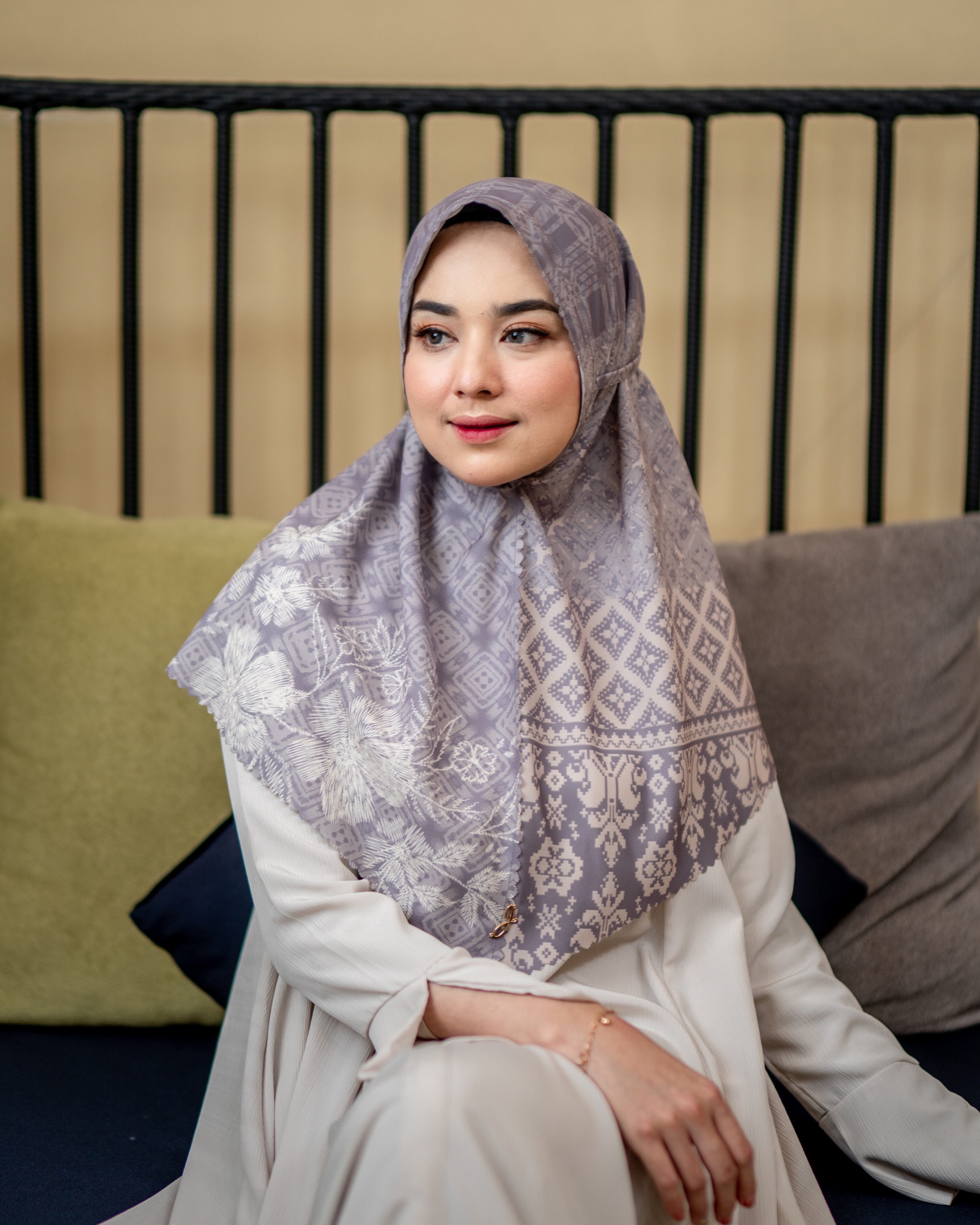Bergo Langkisau Brown
