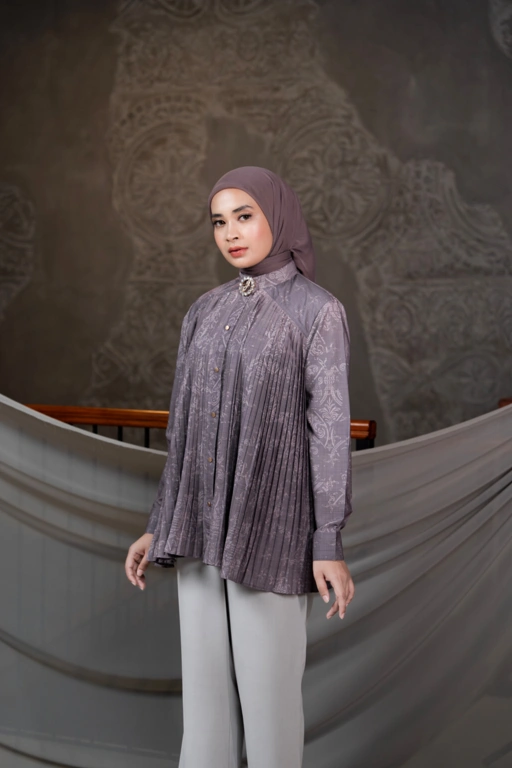Image of Ala Top Taupe 
