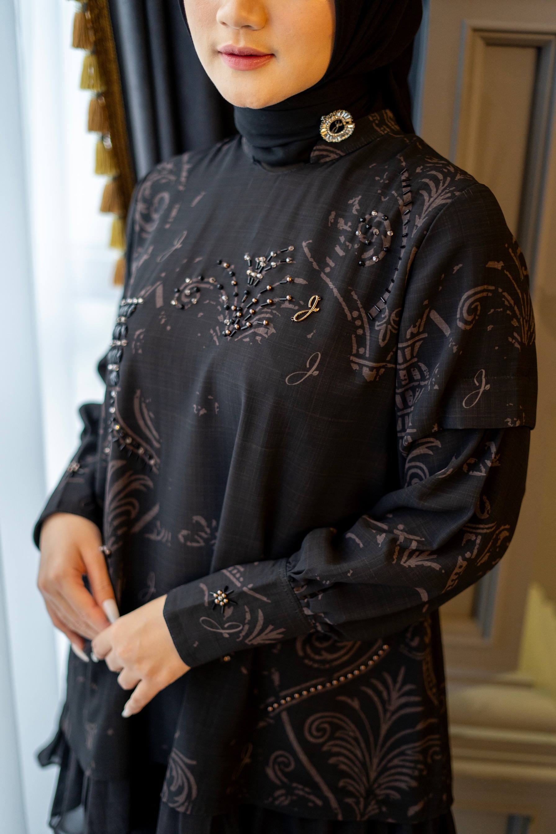 Fatimah Blouse Black