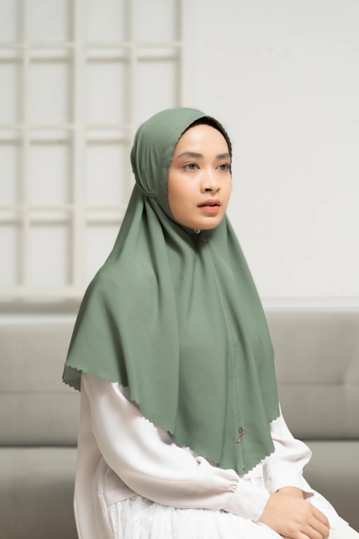 Image of Bergo queen hijau 