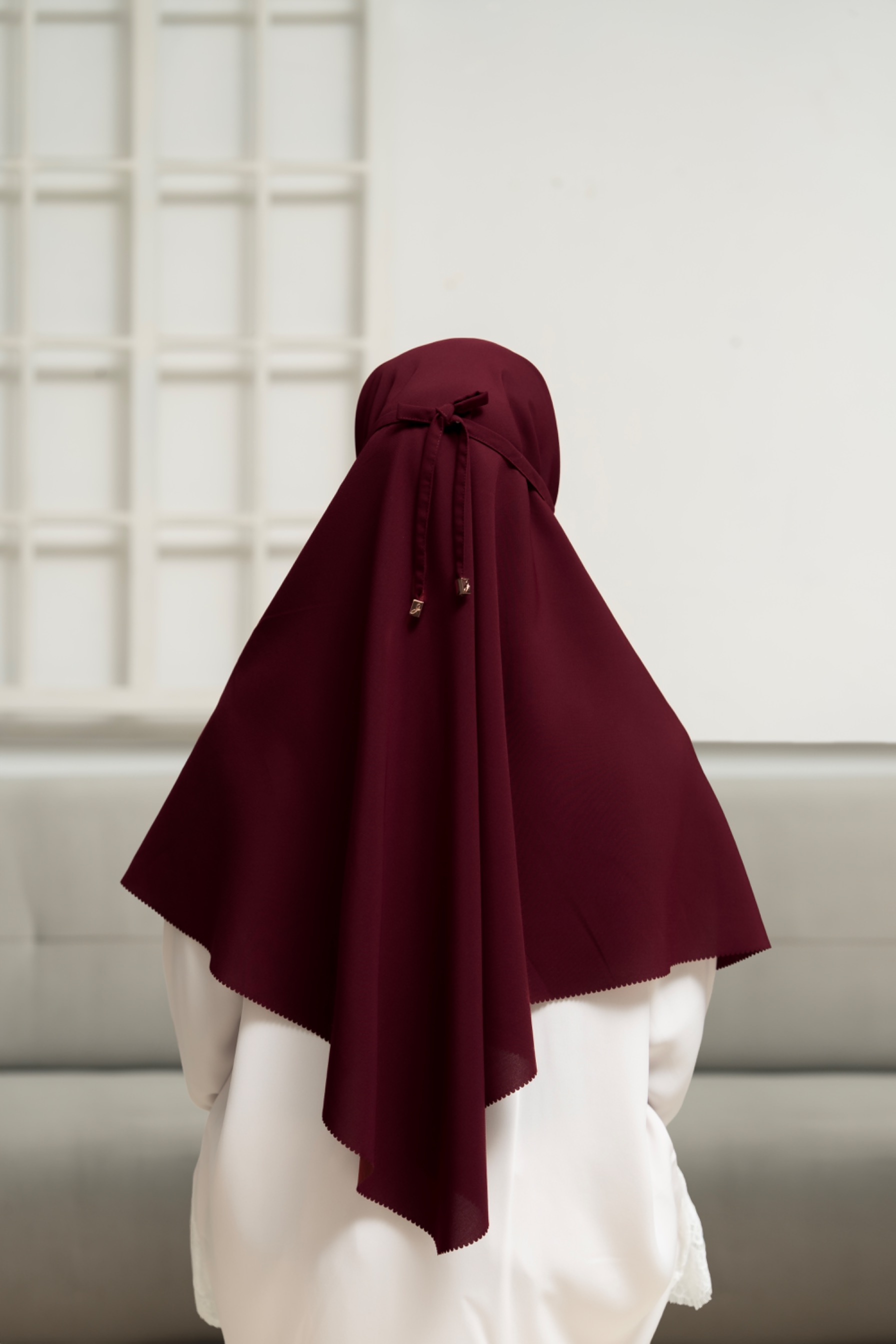 Bergo queen maroon