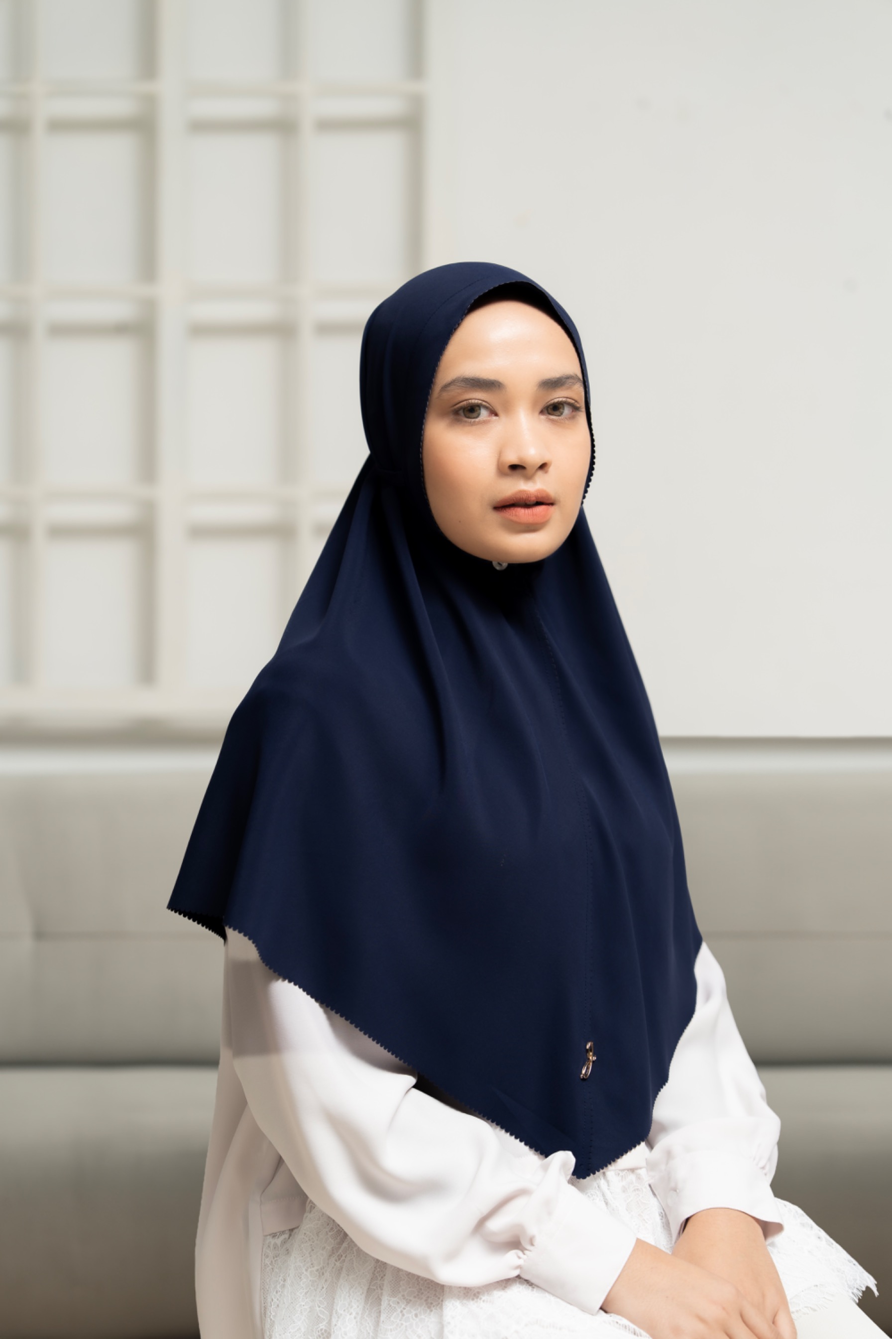 Bergo queen navy
