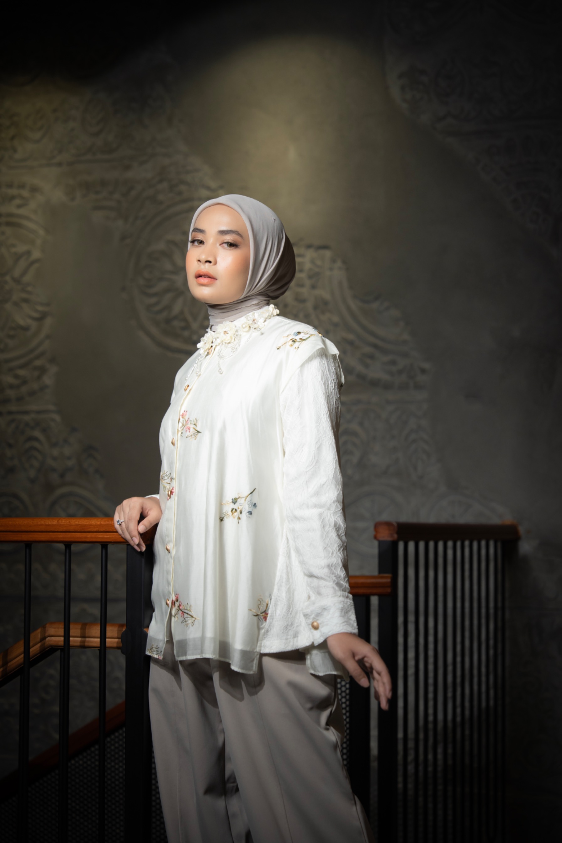 Hajeera Top White 