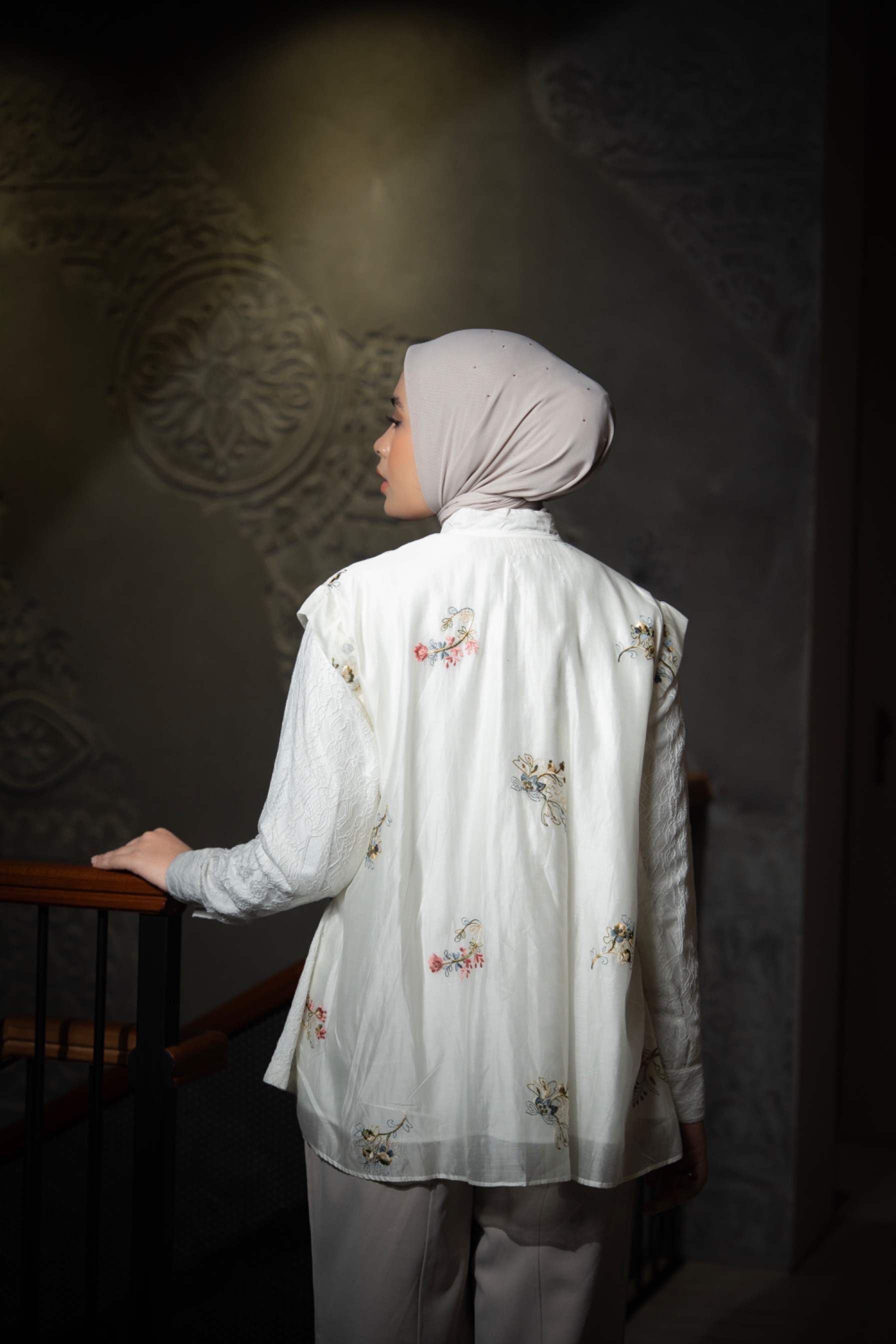 Hajeera Top White 