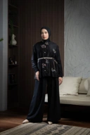 Hajeera Top Black