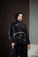 Hajeera Top Black