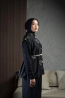 Hajeera Top Black