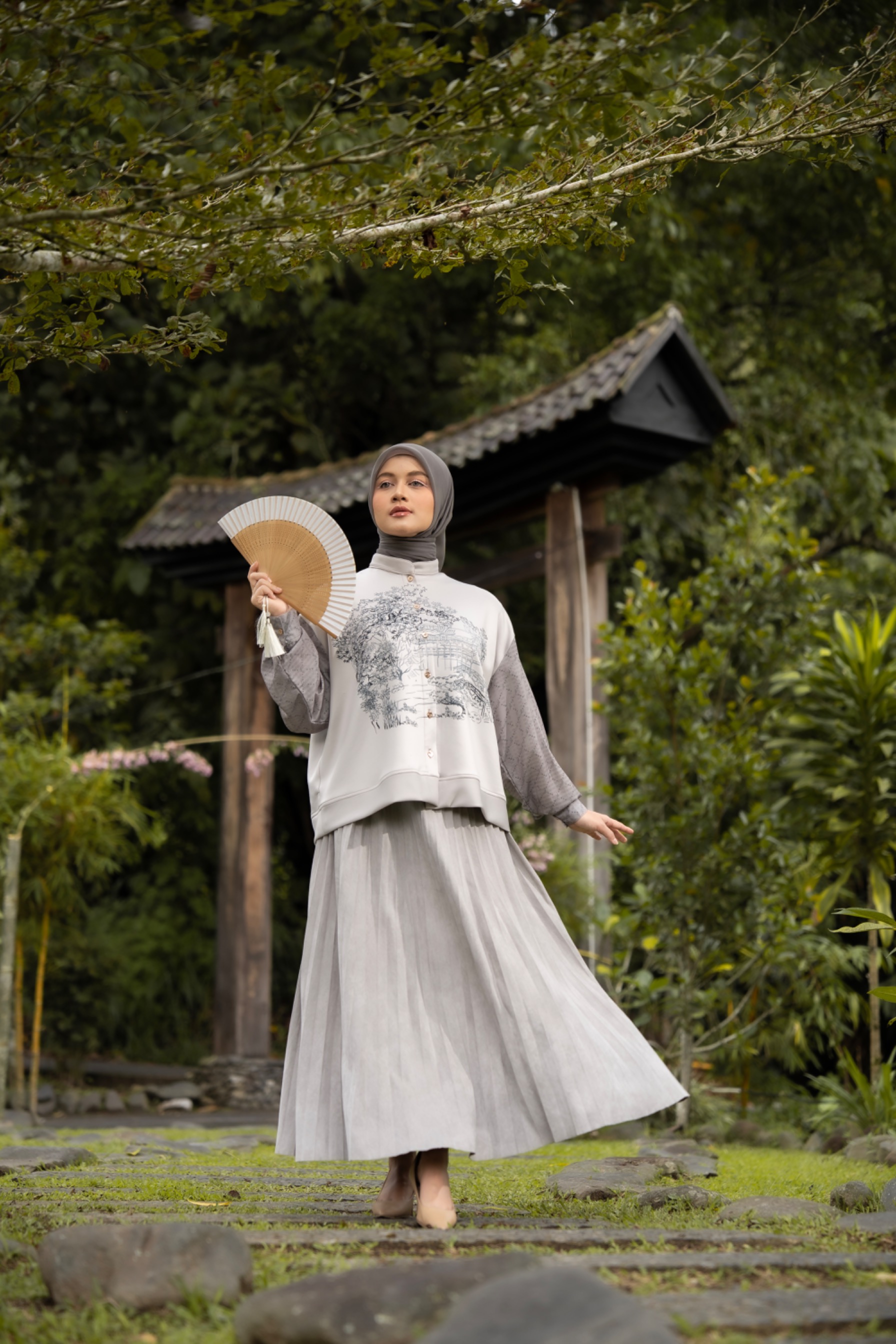 Shiranami Top Silver 