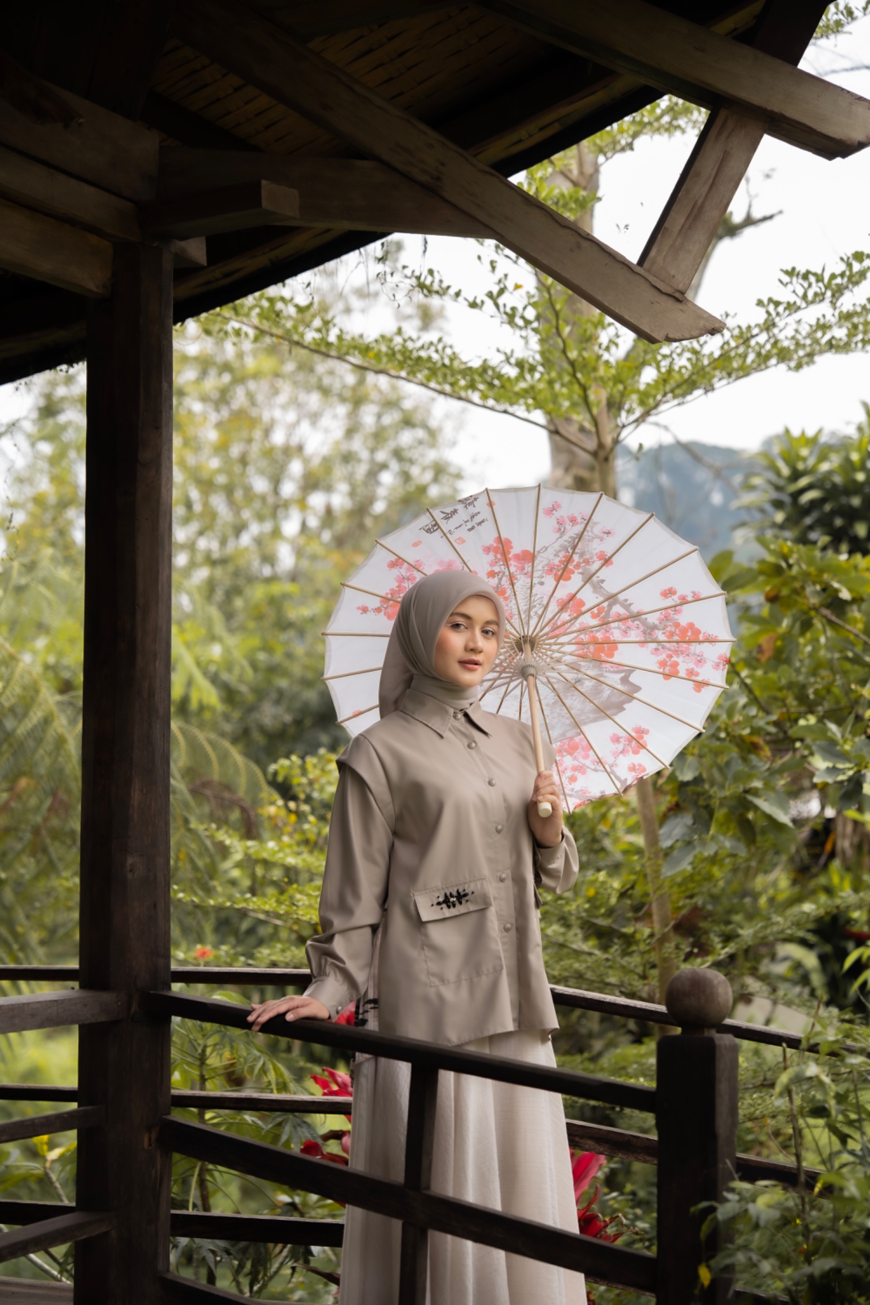 Shiranami Top Brown 