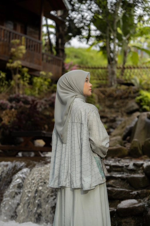 Image of Shiranami Top Ivory
