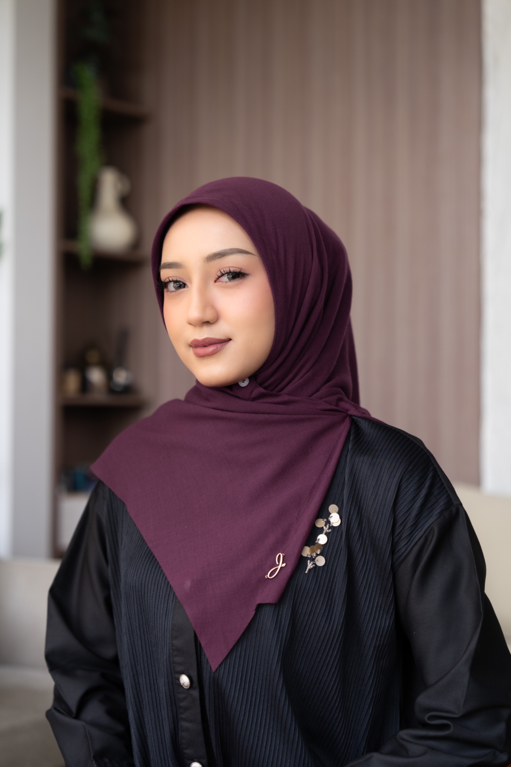 Bergo voal maroon 