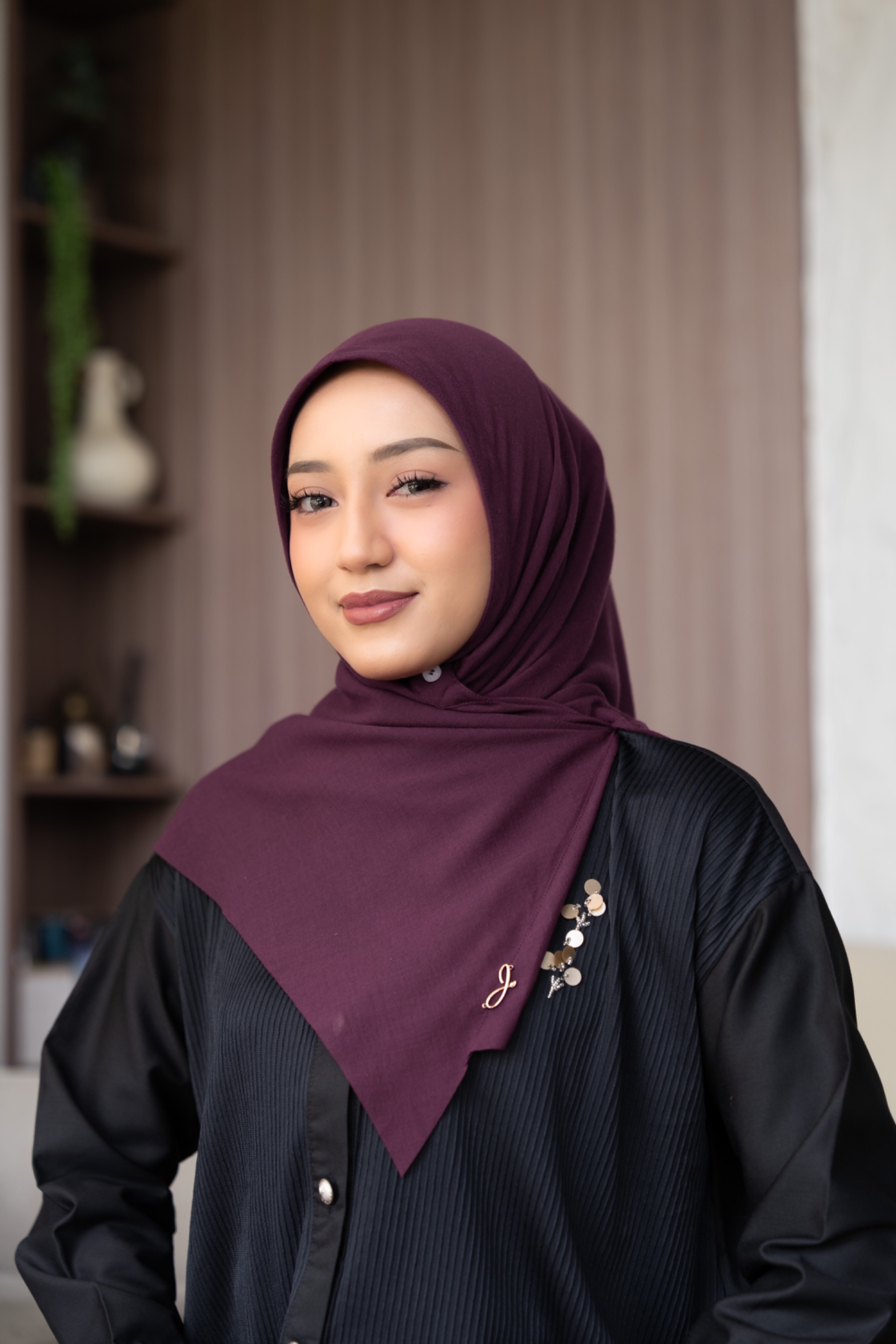 Bergo voal maroon 