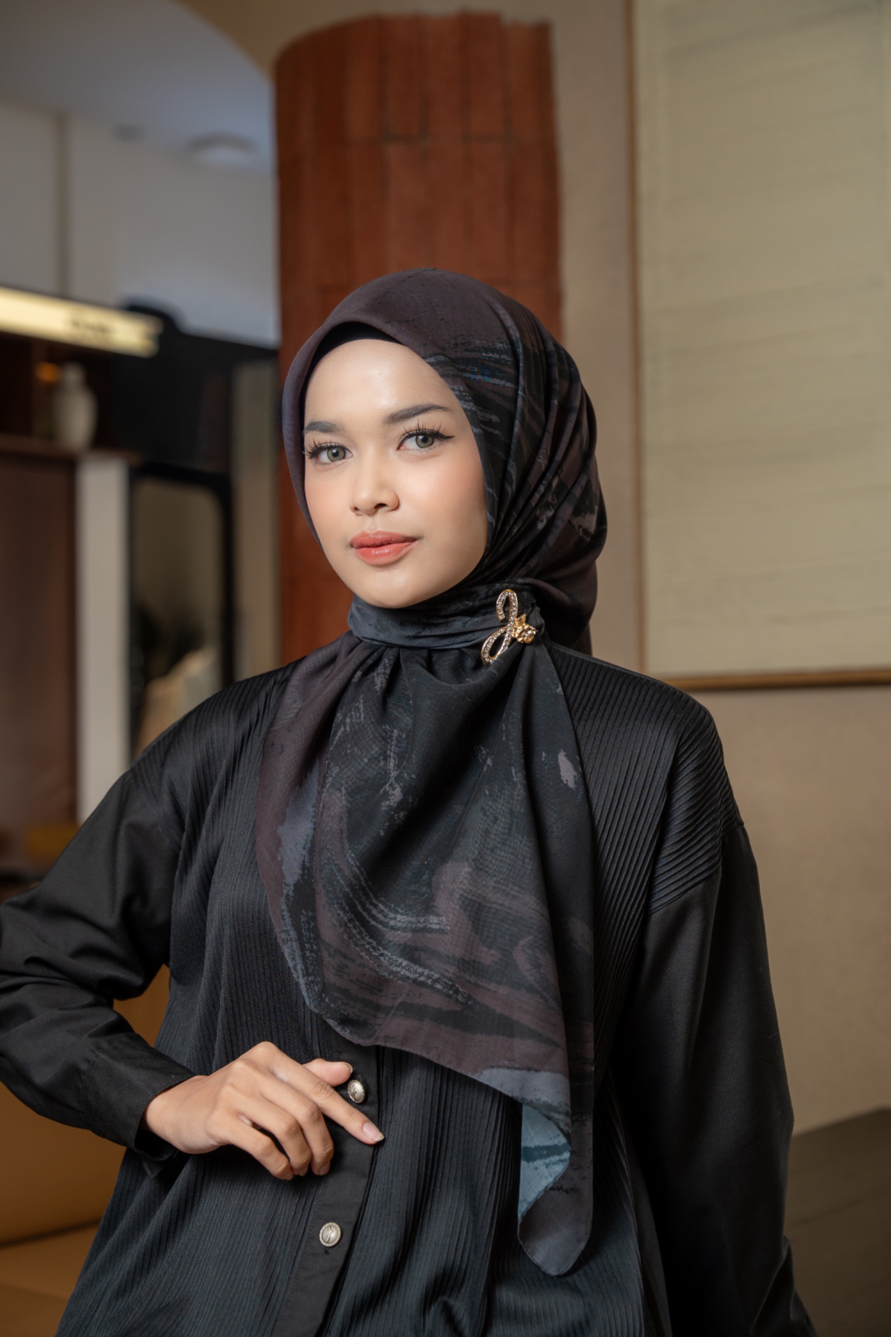 Seinara Top Charcoal